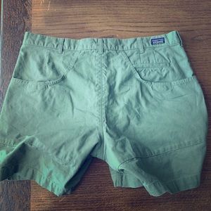 Patagonia 100% Organic cotton Army Green shorts